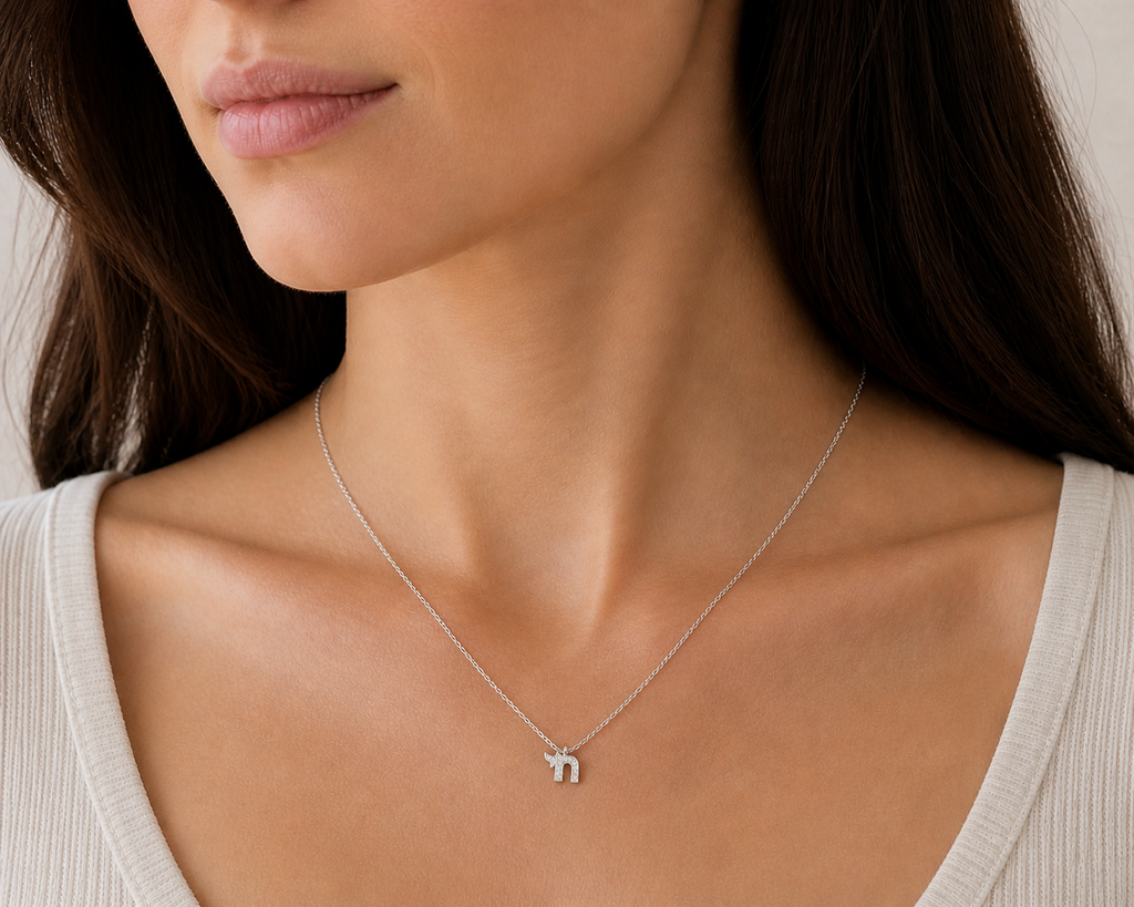 Kira Mini Chai Necklace