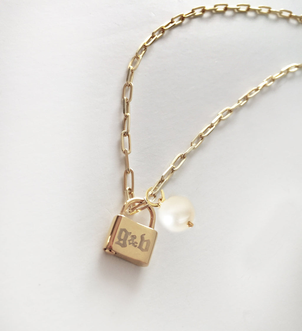 Pearl Charm