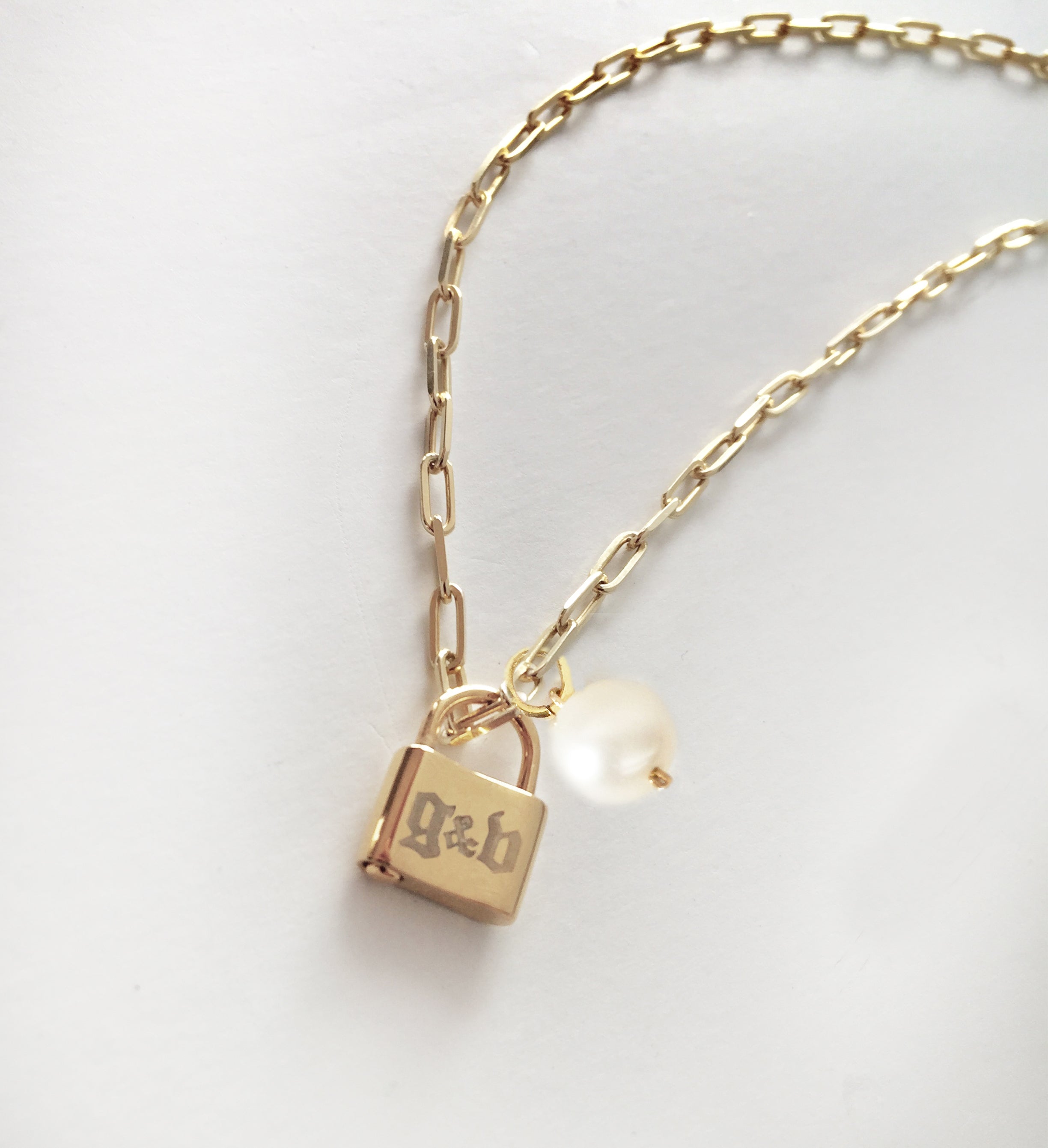 Pearl Charm