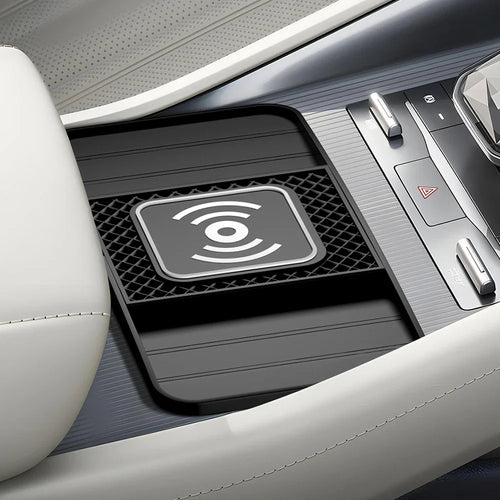 15W Kabelloses Schnellladepad, rutschfeste Gummimatte für die Autoablage, leichter USB-betriebener Ladeadapter, kompatibel mit Telefonen