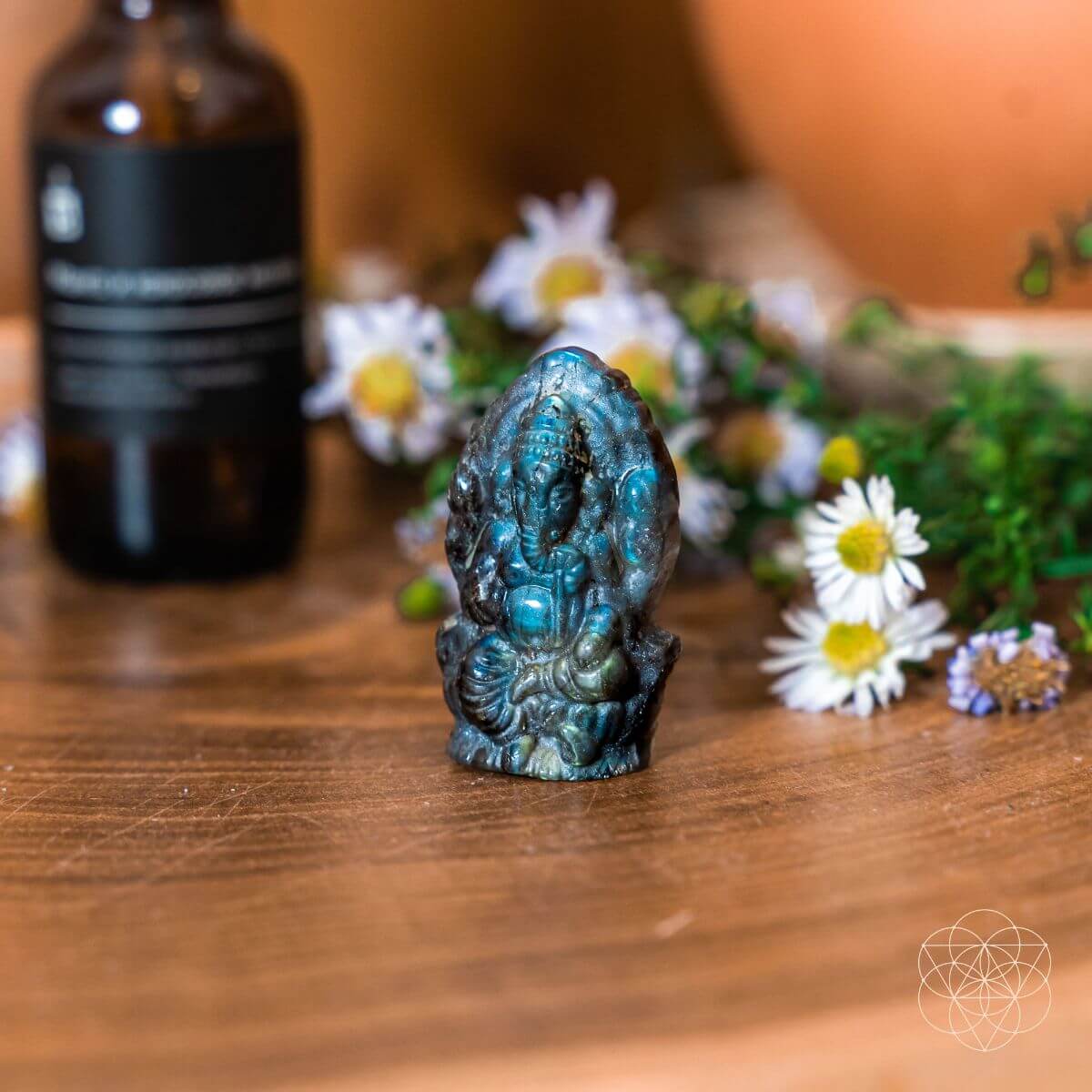Gott des Glücks: Kristall-Ganesha-Statue